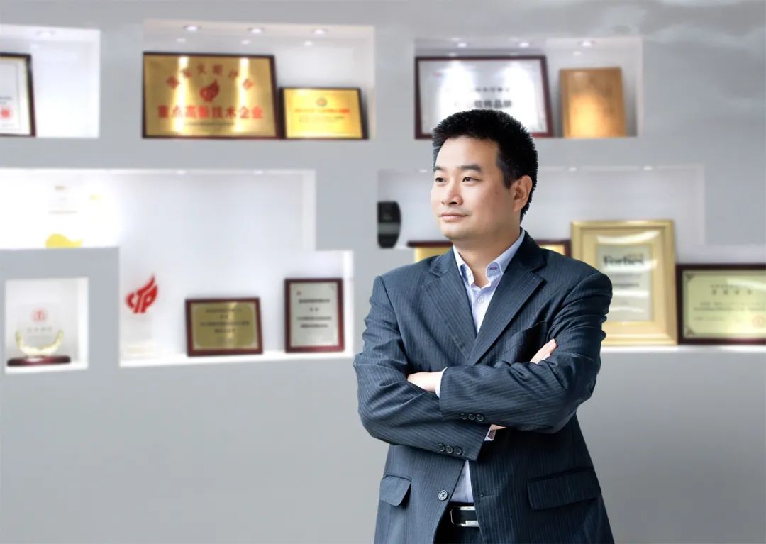 助推数字革新 ag真人平台官方软件斩获2020 ICT产业4项荣誉