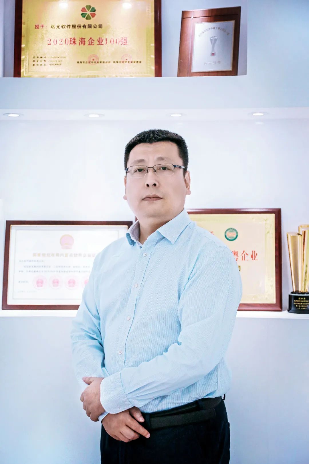 ag真人平台官方软件毕伟：由紧随到引领，坚定技术自信自强