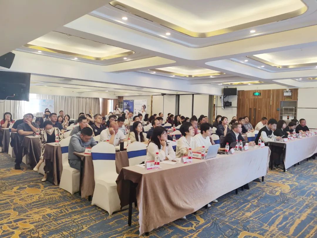 ag真人平台官方软件亮相中国企业财务数字化实践创新论坛 共话数智财务新趋势