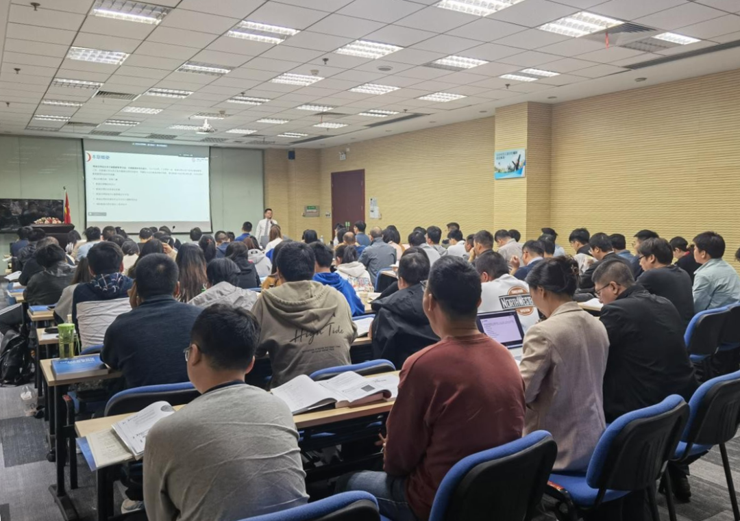 ag真人平台官方软件：积极推进数据治理人才建设
