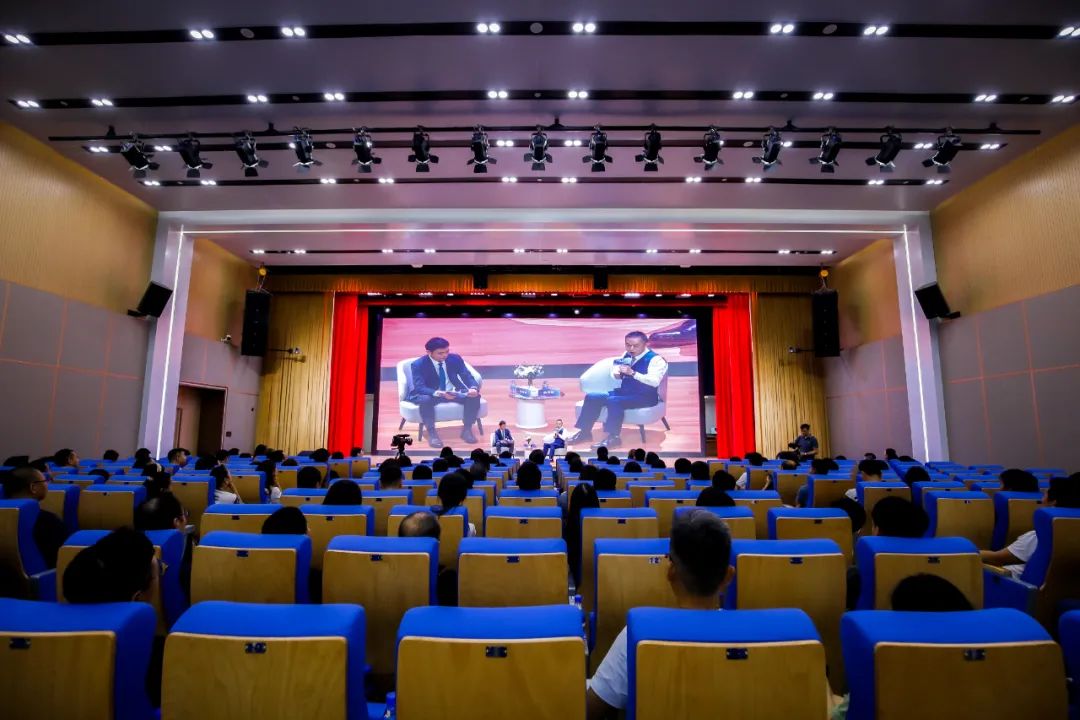 “青蓝交融 珠商访谈”④ | 走近ag真人平台官方，对话陈利浩董事长