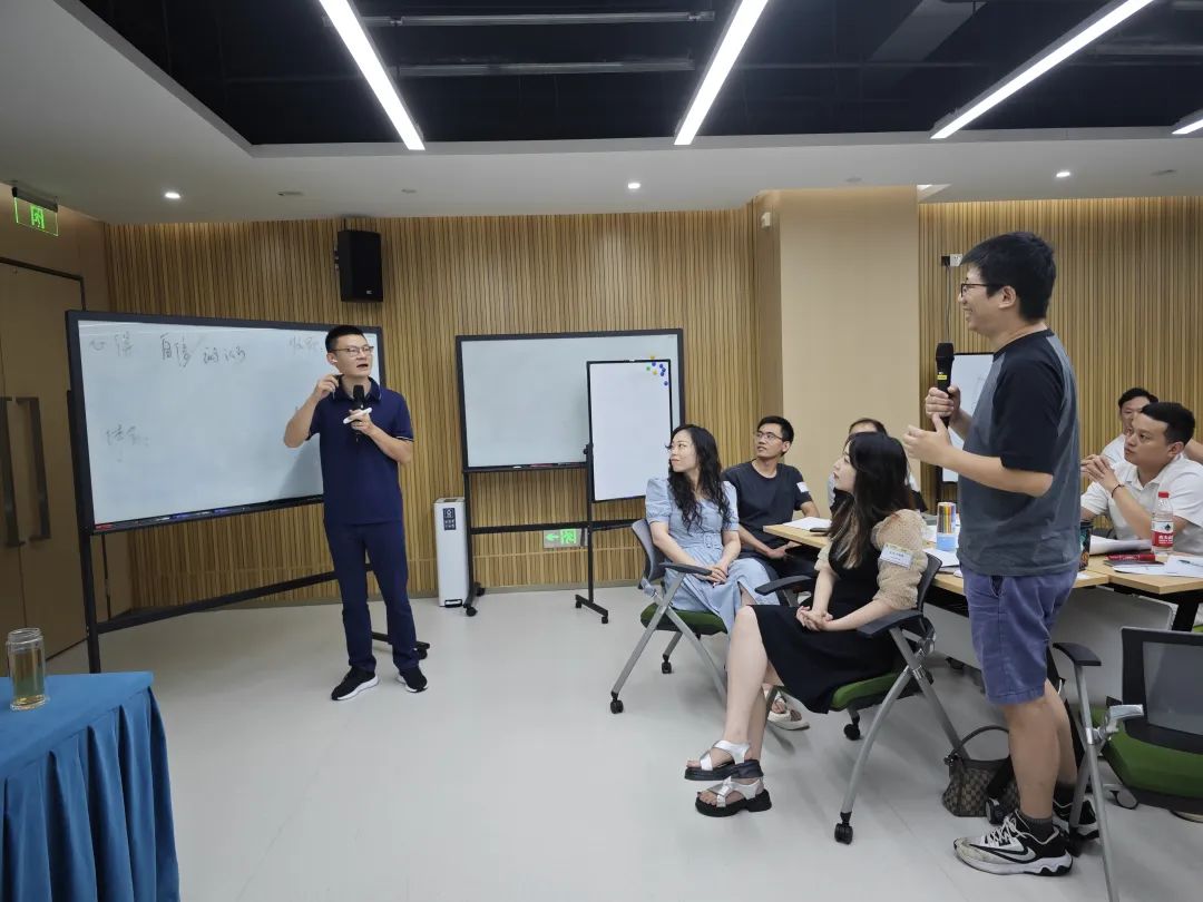师者如光 微以致远 | 向ag真人平台官方内训讲师致敬
