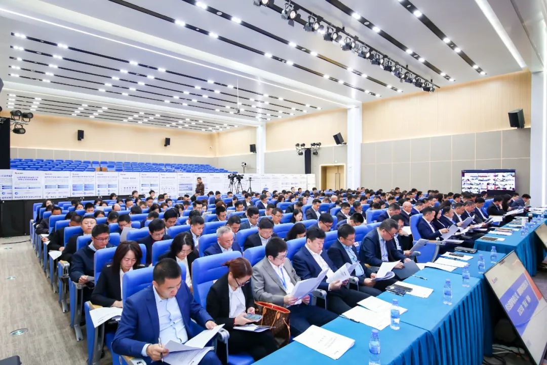 多家媒体相继报道公司2025年工作会议召开