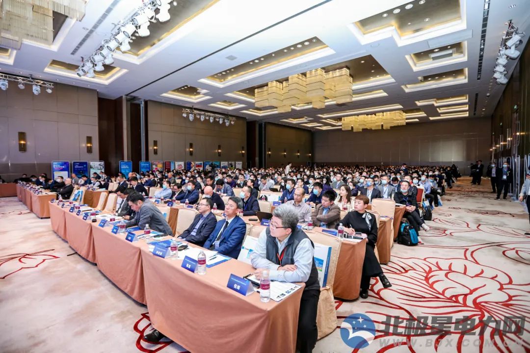 ag真人平台官方软件董中凯：碳达峰、碳中和战略背景下综合能源服务创新与实践